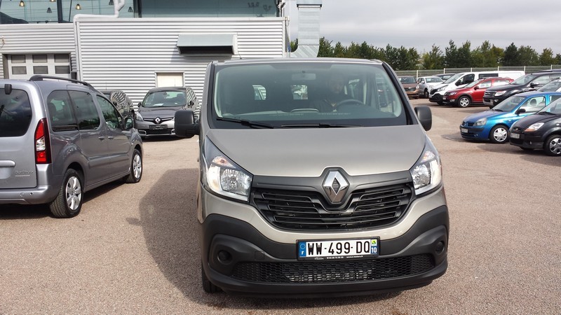 Avis-mandataire-auto-Emotors--Renault-trafic-cabine-approfondie-grand-confort-l2h1-dci-120-energy-plus-gps-.