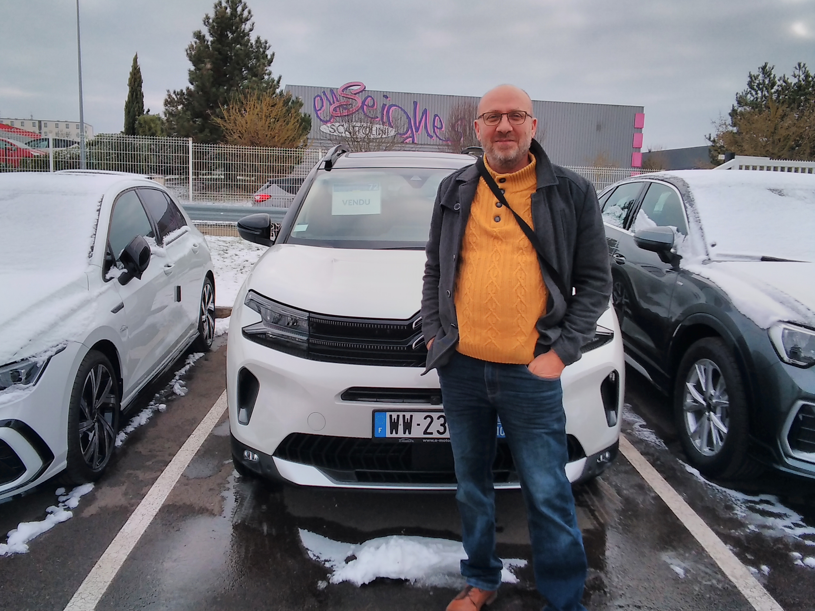 Avis-mandataire-auto-Emotors-Citroen-C5-aircross-Bluehdi-130-eat8-shine-pack-plus-toit-plus-hml-plus-cuir.