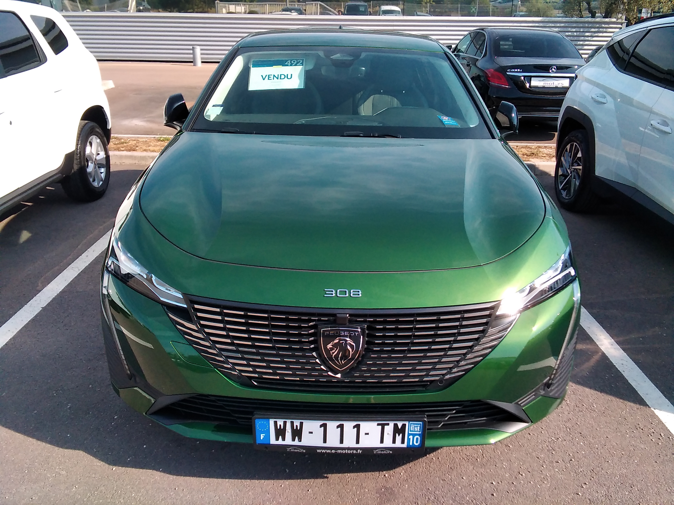 Avis-mandataire-auto-Emotors-Peugeot-308-Allure-bluehdi-130-s-s.