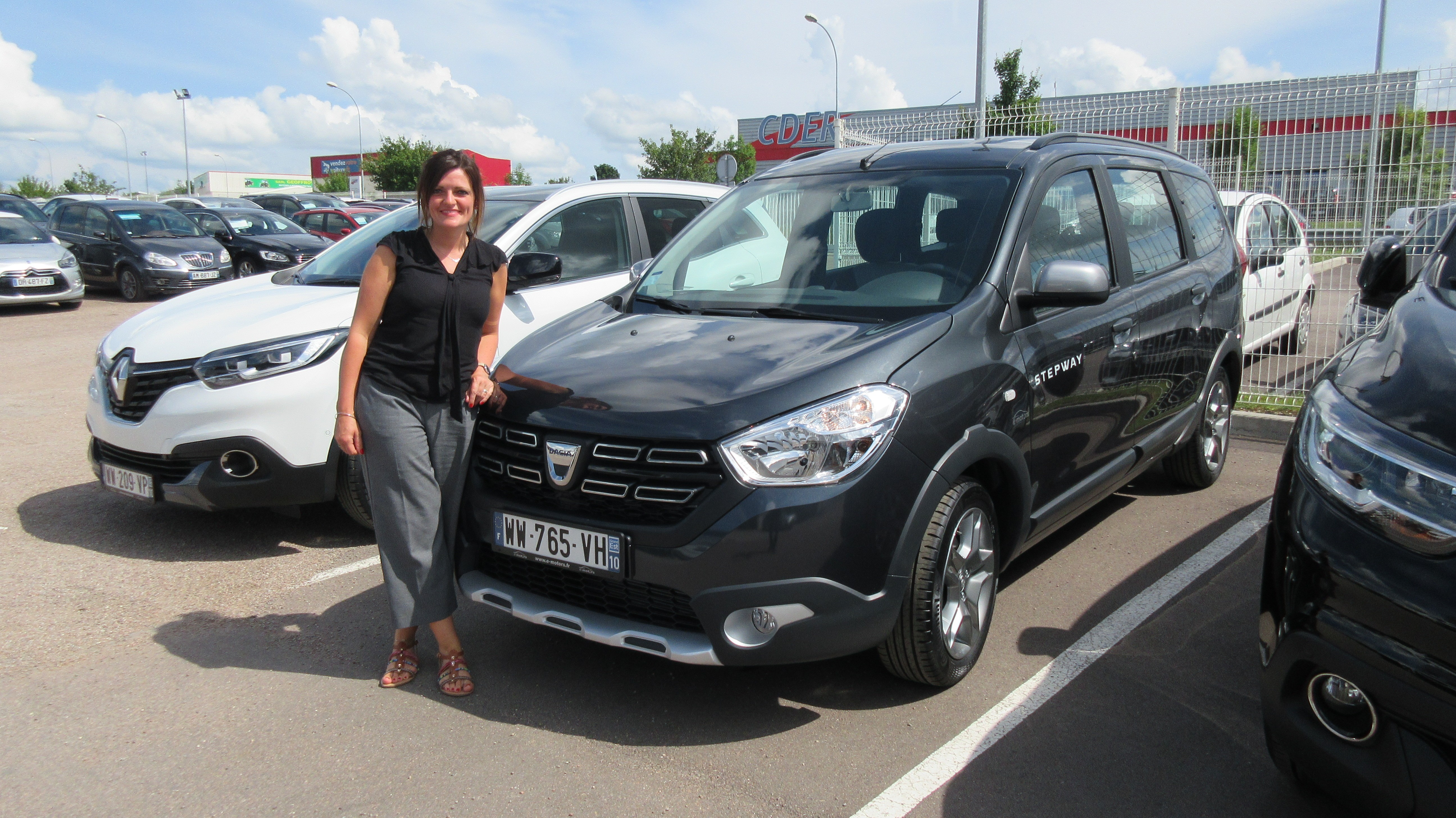 Avis-mandataire-auto-Emotors-Dacia-Lodgy-Stepway-tce-115-7-places.