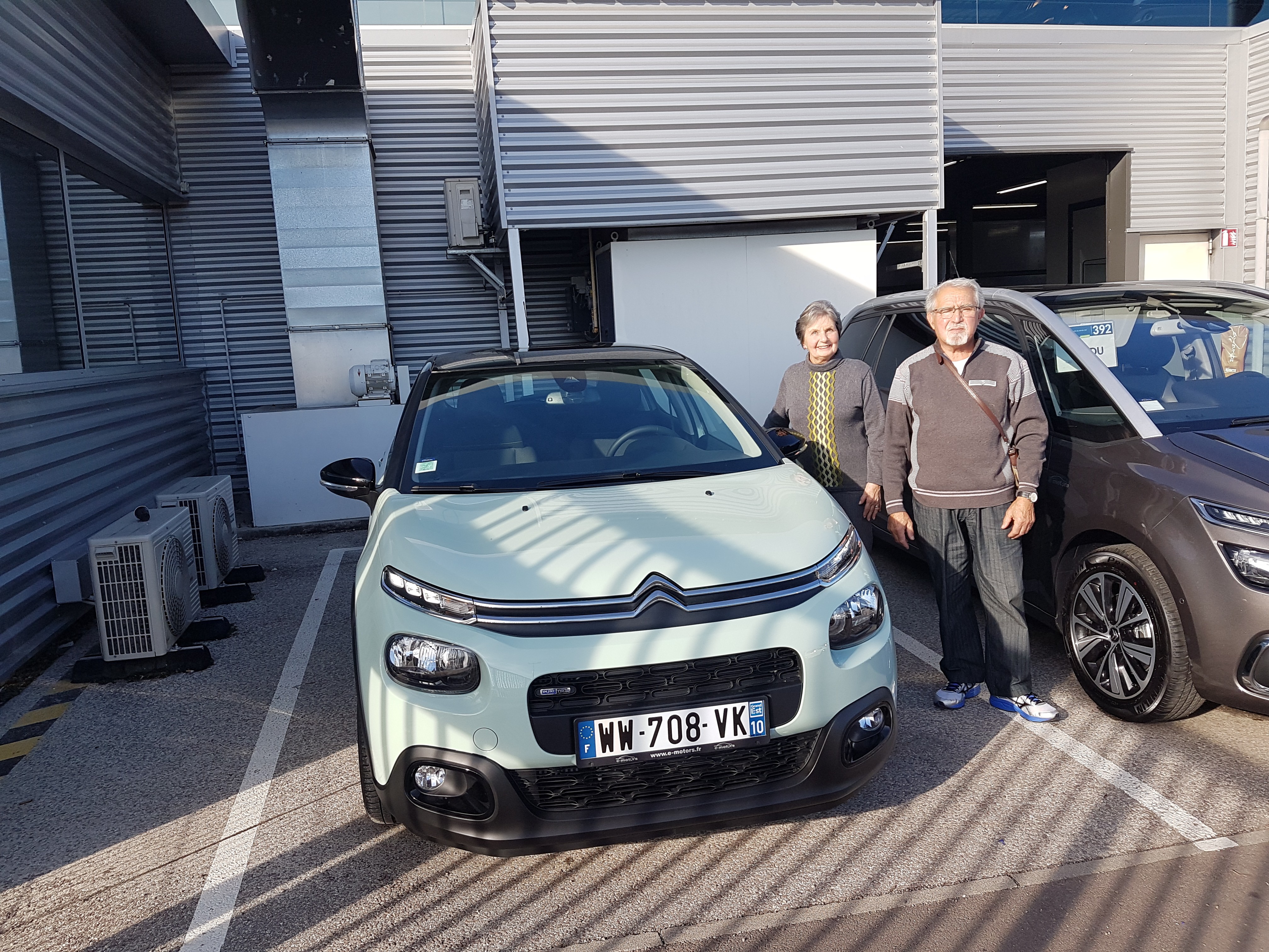 Avis-mandataire-auto-Emotors-Citroen-C3-Shine-puretech-110-eat6-s-s.