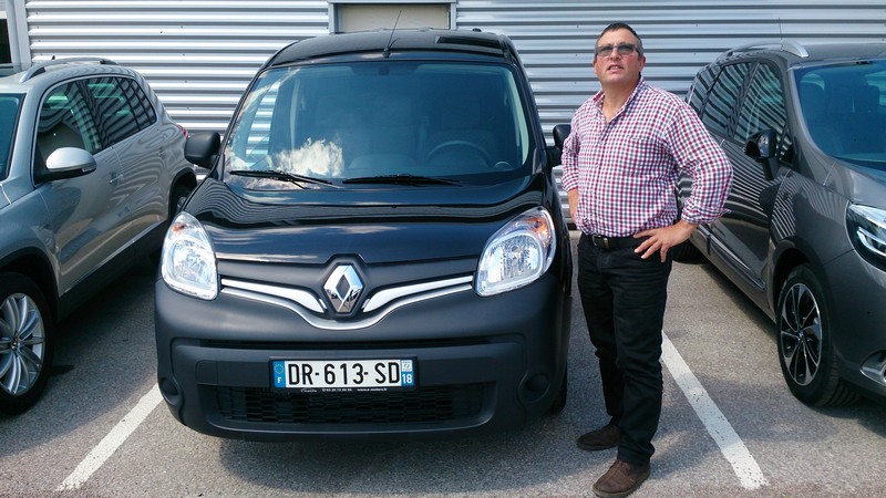 Avis-mandataire-auto-Emotors--Renault-kangoo-express-grand-confort-l1-dci-90-.