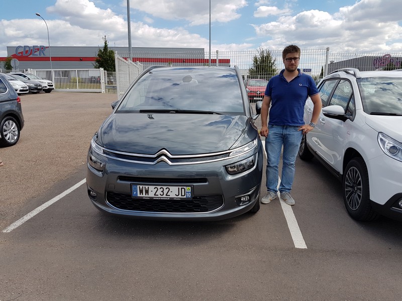 Avis-mandataire-auto-Emotors-Citroen-Grand-c4-picasso-Exclusive-thp-165-s-s-eat6-plus-toit-vitr.