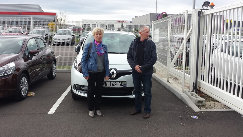 Avis-mandataire-auto-Emotors--Renault-sc-nic-iii-bose-dci-110-edc-plus-toit-vitr-.