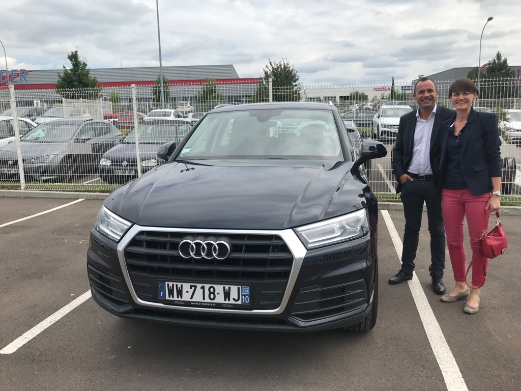 Avis-mandataire-auto-Emotors-Audi-Q5-Tdi-150-plus-navi-plus-jantes-18.