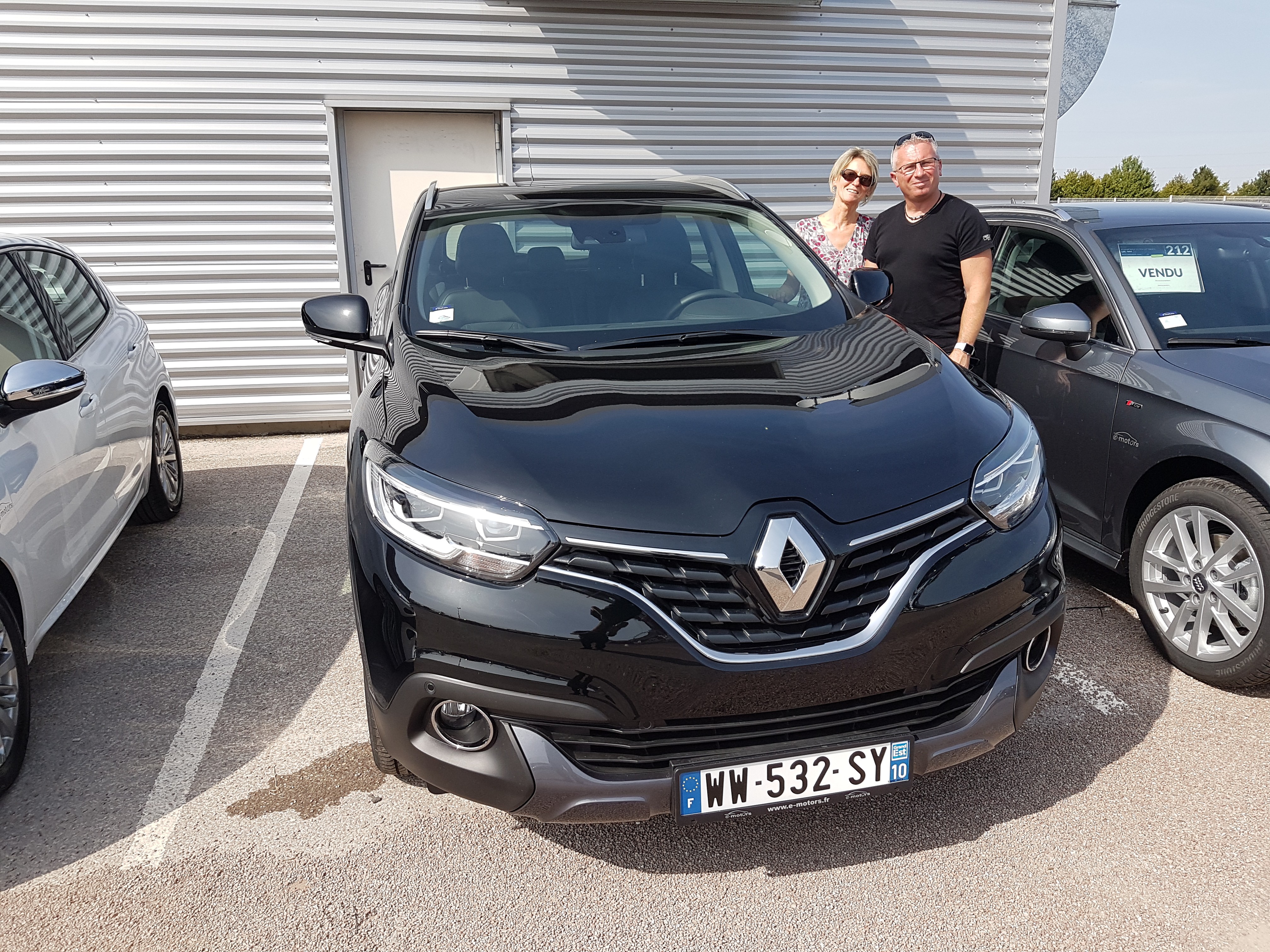 Avis-mandataire-auto-Emotors-Renault-Kadjar-Intens-dci-130-energy-4x2-plus-toit-vitr-bose.
