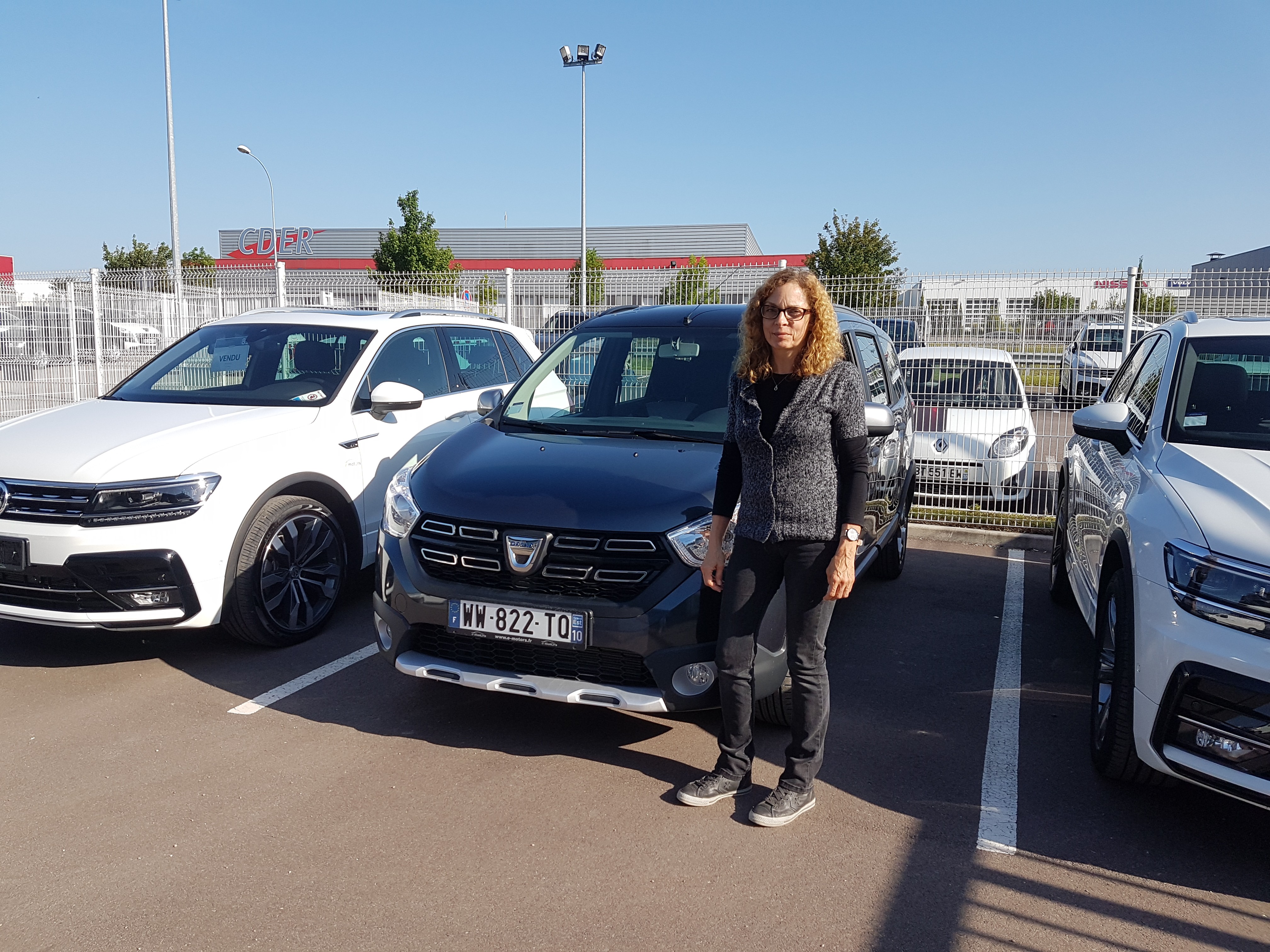 Avis-mandataire-auto-Emotors-Dacia-Lodgy-Stepway-tce-115-7-places.