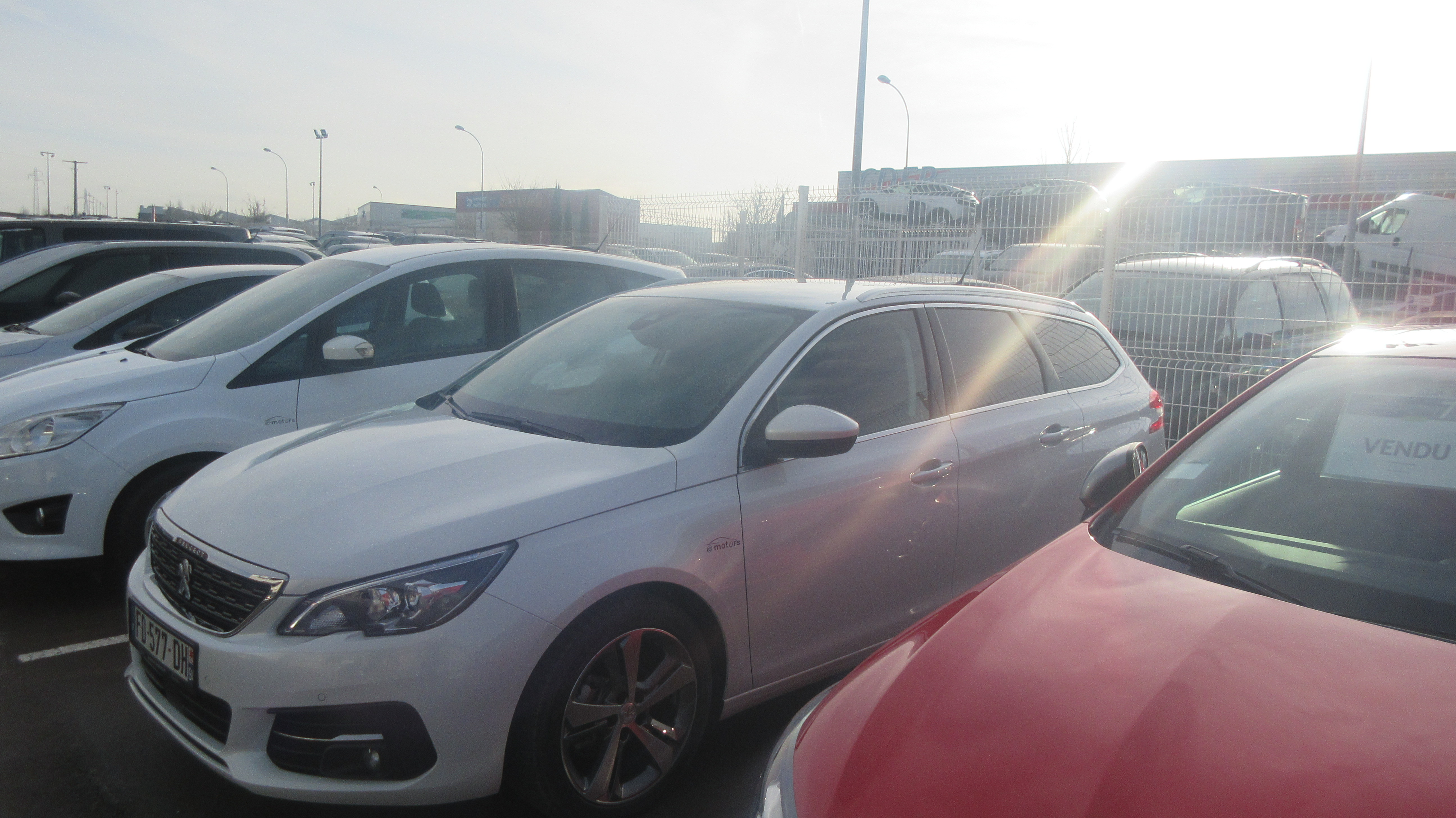 Avis-mandataire-auto-Emotors-Peugeot-308-sw-Allure-bluehdi-130-s-s-plus-jantes-17.