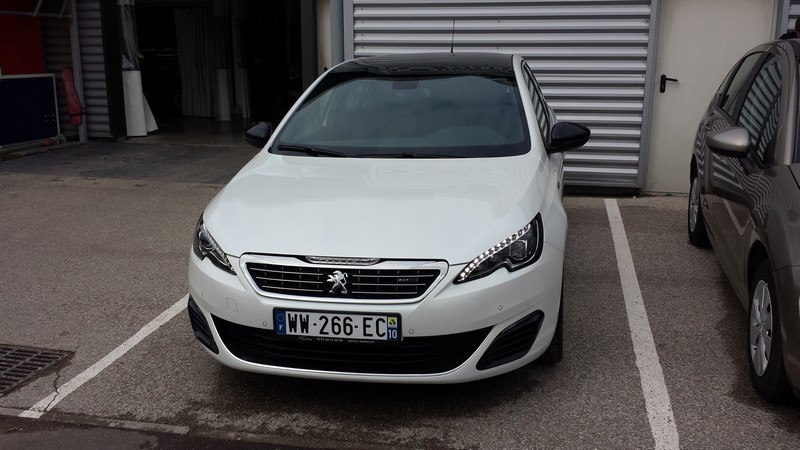 Avis-mandataire-auto-Emotors--Peugeot-308-gt-thp-205-plus-toit-vitr-.