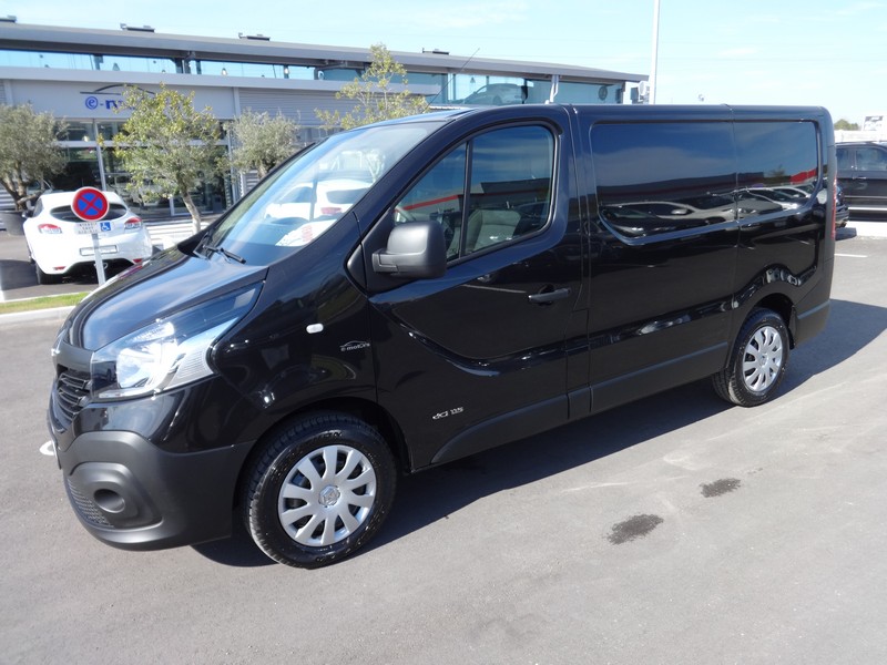 Avis-mandataire-auto-Emotors--Renault-trafic-fourgon-grand-confort-l1h1-dci-115-1000kg-.