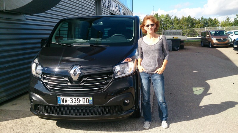 Avis-mandataire-auto-Emotors--Renault-trafic-combi-intens-dci-120-energy-9-places-.