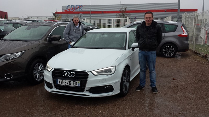Avis-mandataire-auto-Emotors--Audi-a3-sportback-ambition-s-line-tdi-150-plus-navi-plus-x-non-.