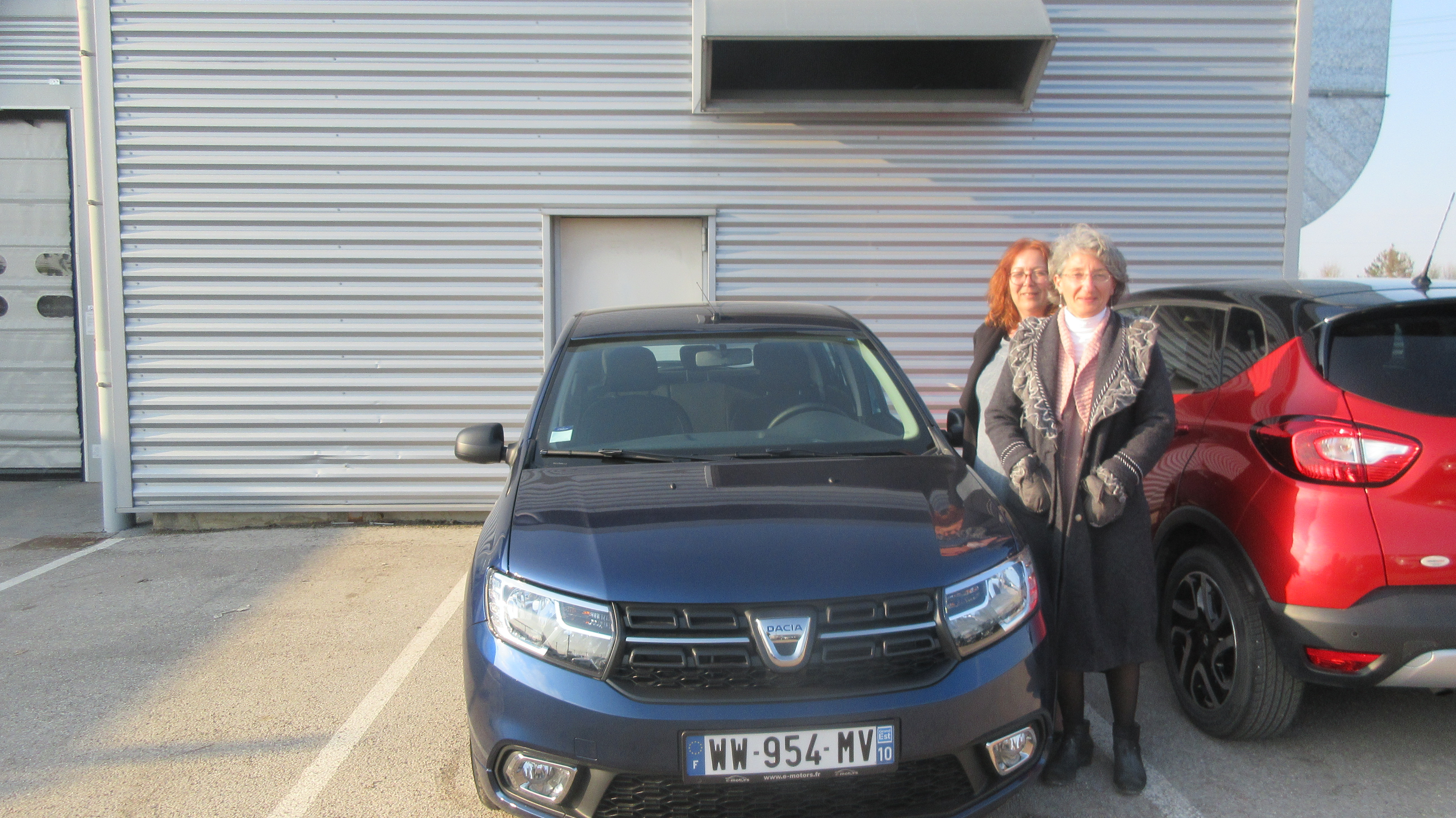 Avis-mandataire-auto-Emotors-Dacia-Sandero-Ambiance-sce-75.