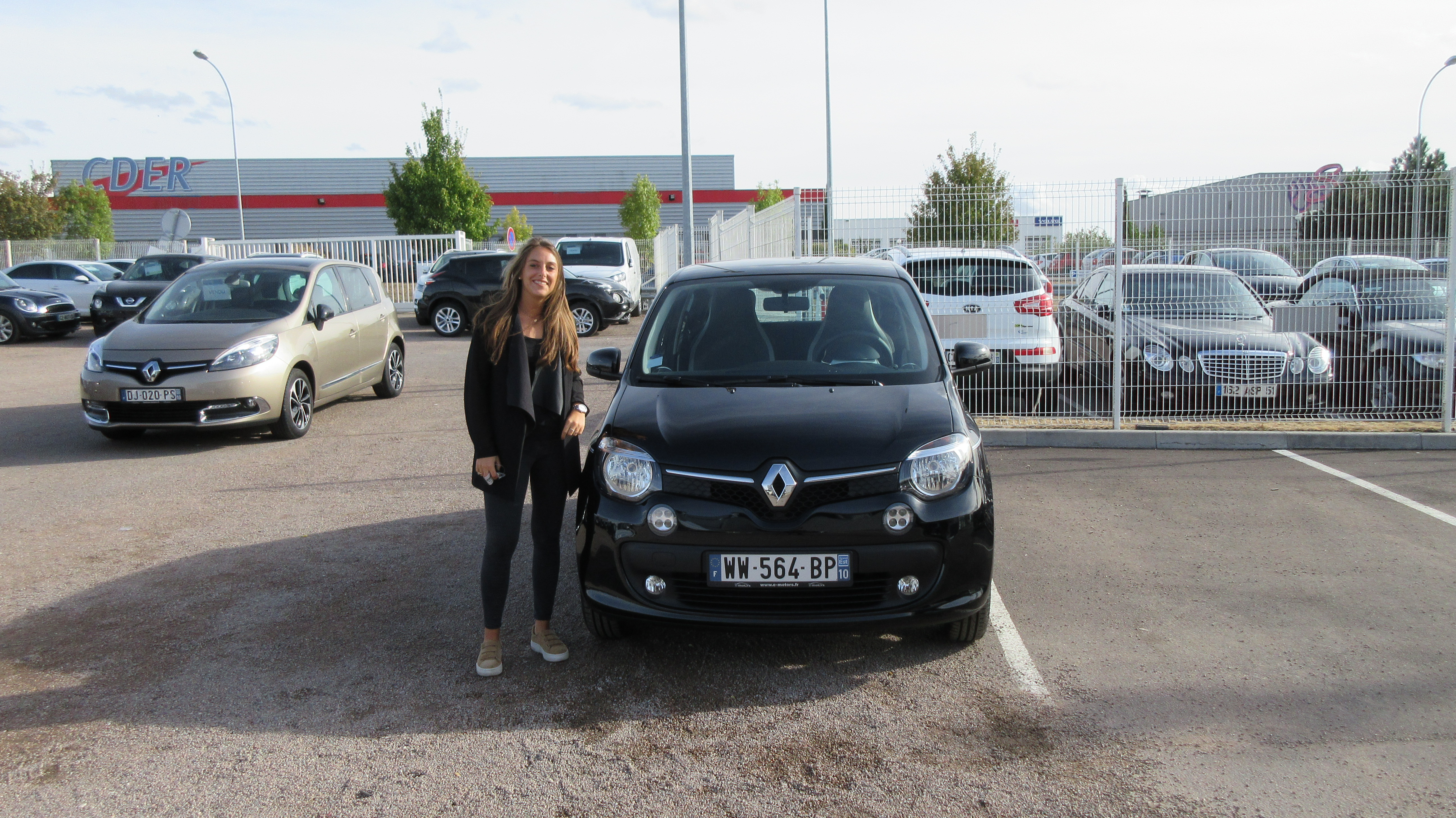 Avis-mandataire-auto-Emotors-Renault-Twingo-Iii-intens-tce-90-edc.