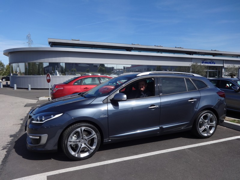 Avis-mandataire-auto-Emotors--Renault-megane-iii-estate-gt-tce-220-energy-.