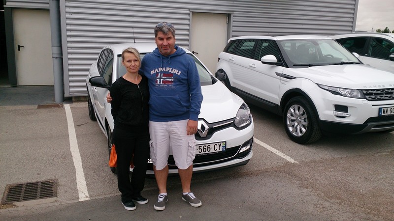 Avis-mandataire-auto-Emotors--Renault-megane-iii-bose-dci-130-energy-.