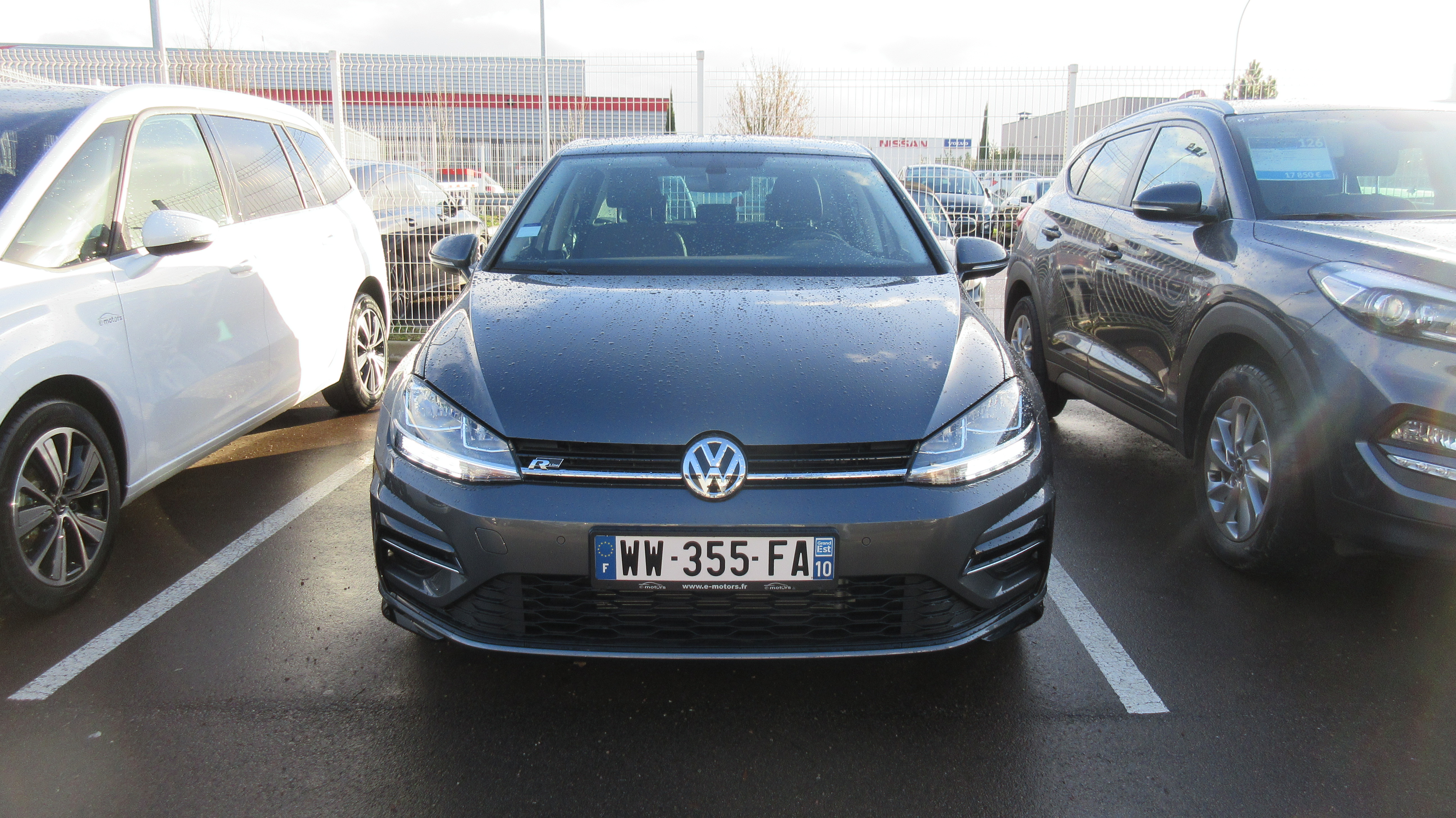 Avis-mandataire-auto-Emotors-Volkswagen-Golf-Confortline-r-line-tsi-110-dsg7-5p.