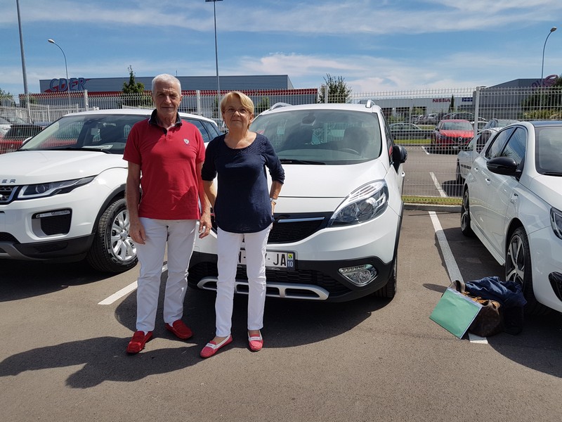 Avis-mandataire-auto-Emotors-Renault-Scenic-xmod-Bose-dci-110-energy.