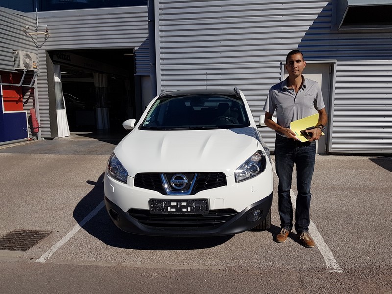 Avis-mandataire-auto-Emotors-Nissan-Qashqai-Tekna-dci-130-4x2-plus-ja-18.