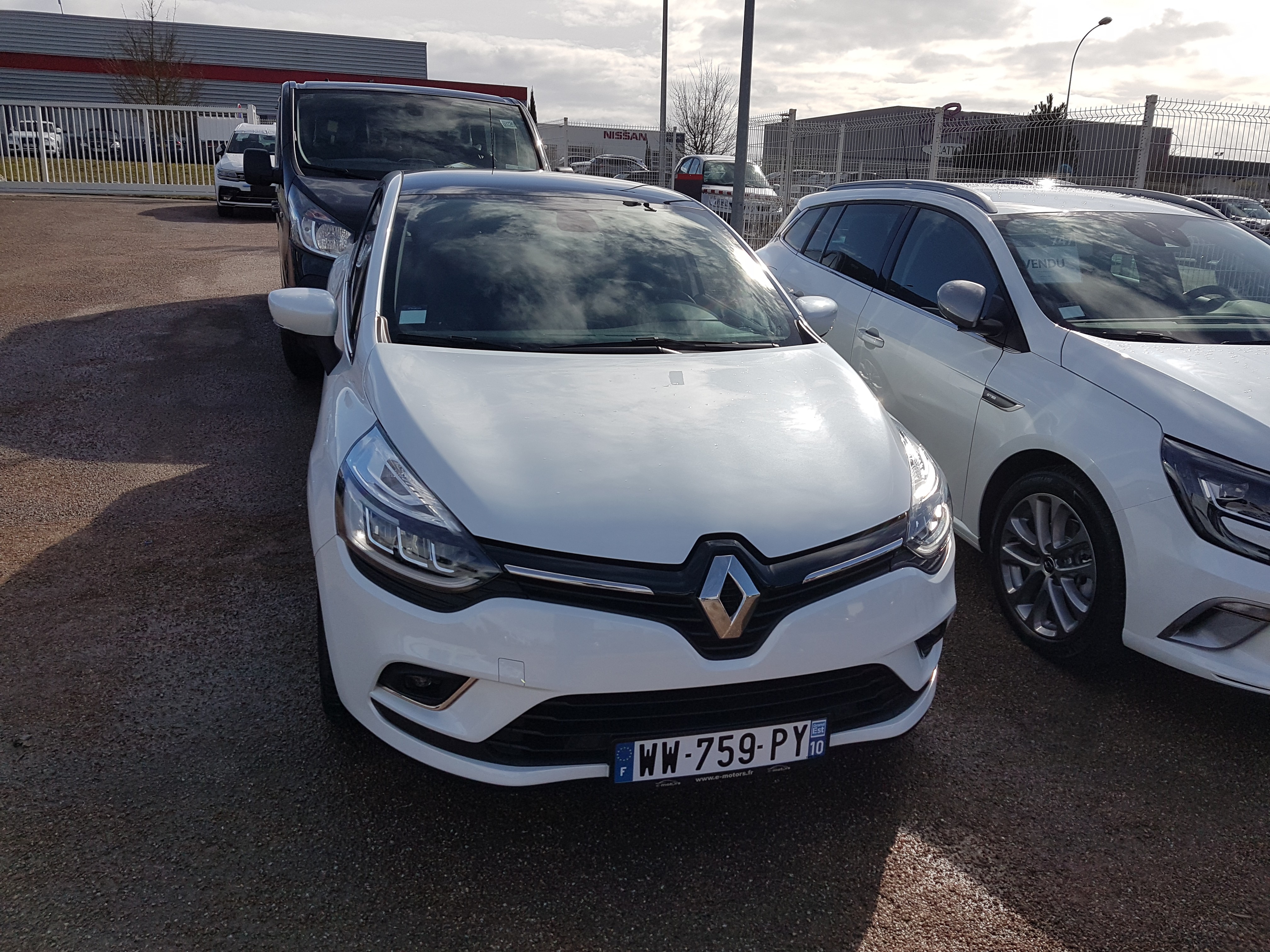 Avis-mandataire-auto-Emotors-Renault-Clio-iv-estate-Clio-estate-intens-dci-90-energy-plus-toit-vitr.