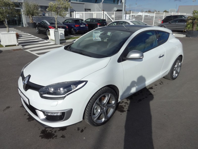 Avis-mandataire-auto-Emotors--Renault-megane-iii-coup-gt-dci-165-.