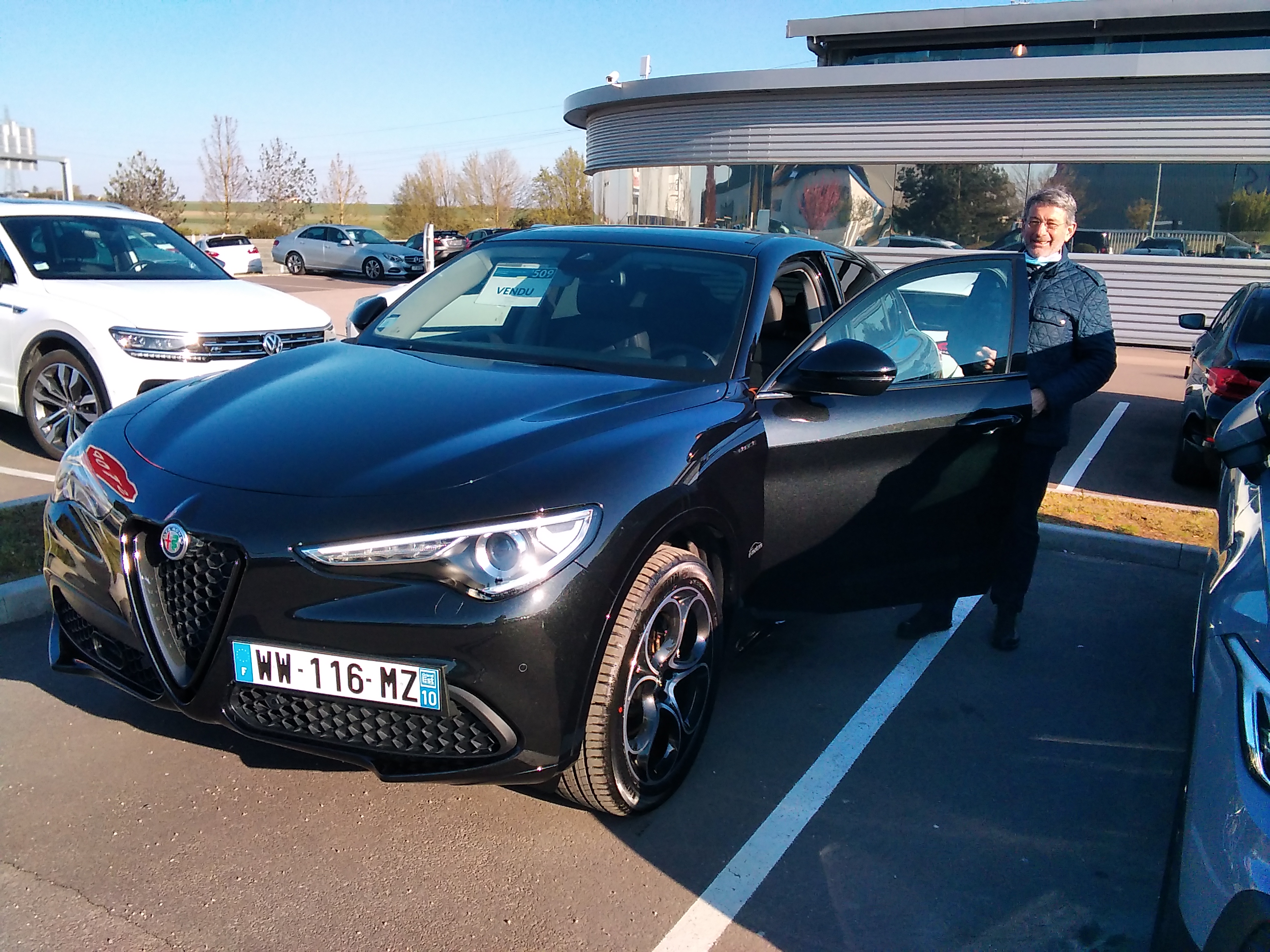 Avis-mandataire-auto-Emotors-Alfa romeo-Stelvio-Veloce-210-ch-q4-at8-plus-toit-panoramique.