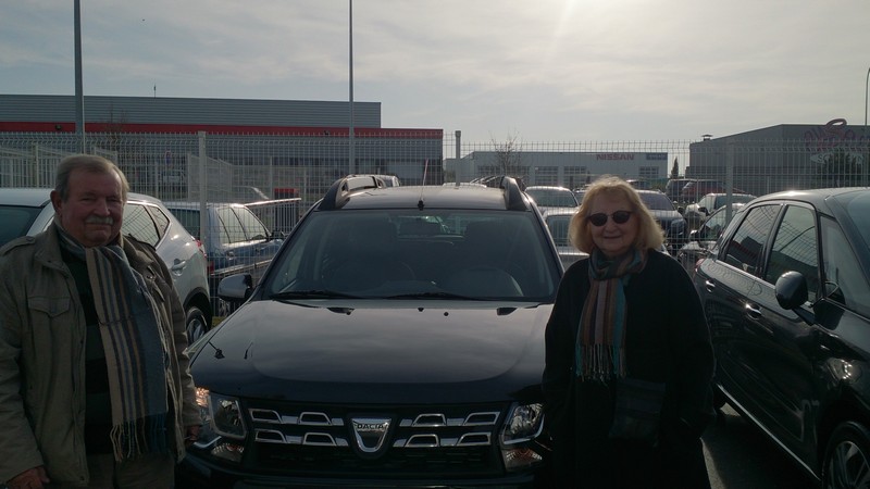 Avis-mandataire-auto-Emotors--Dacia-duster-prestige-2014-dci-110-4x2-neuf-.