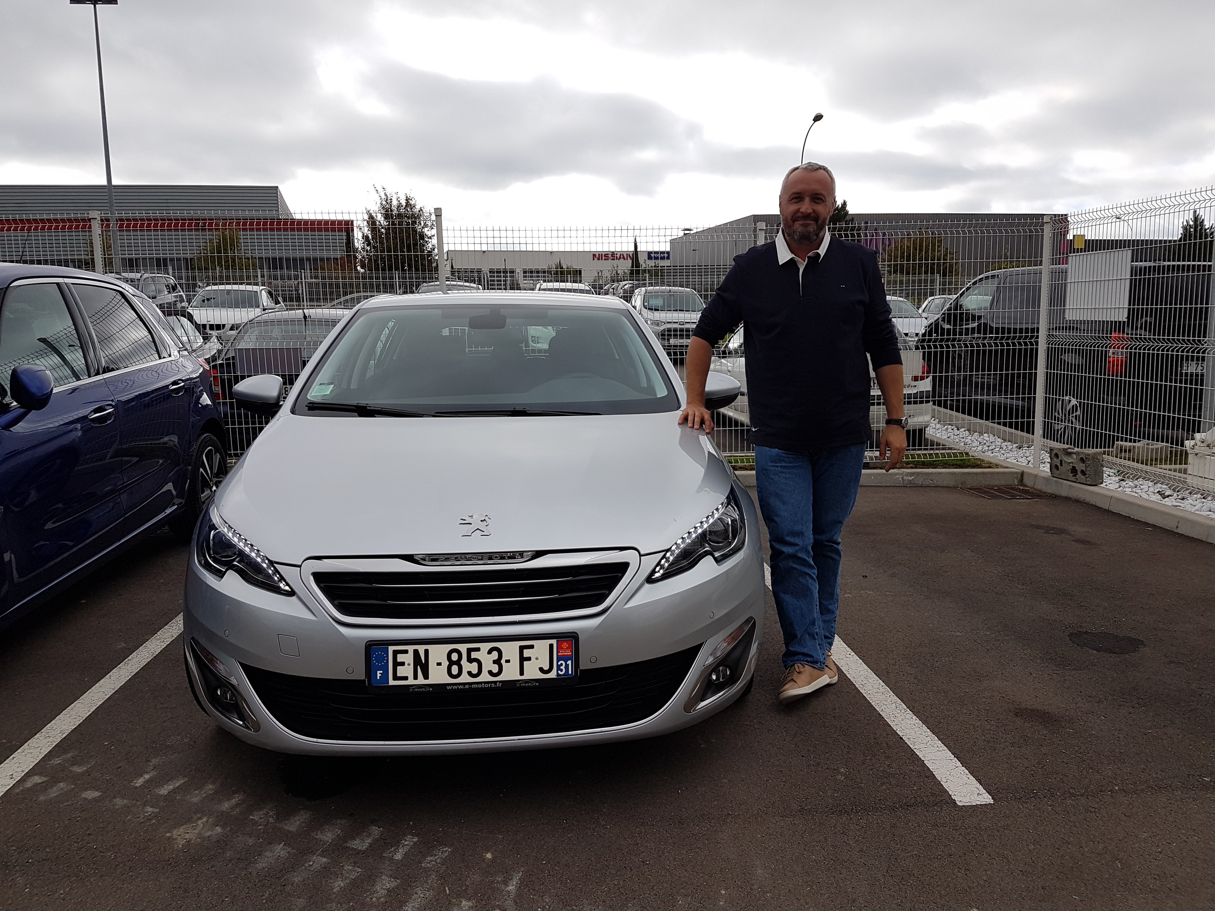 Avis-mandataire-auto-Emotors-Peugeot-308-Allure-hdi-150-eat6-plus-ja-17.