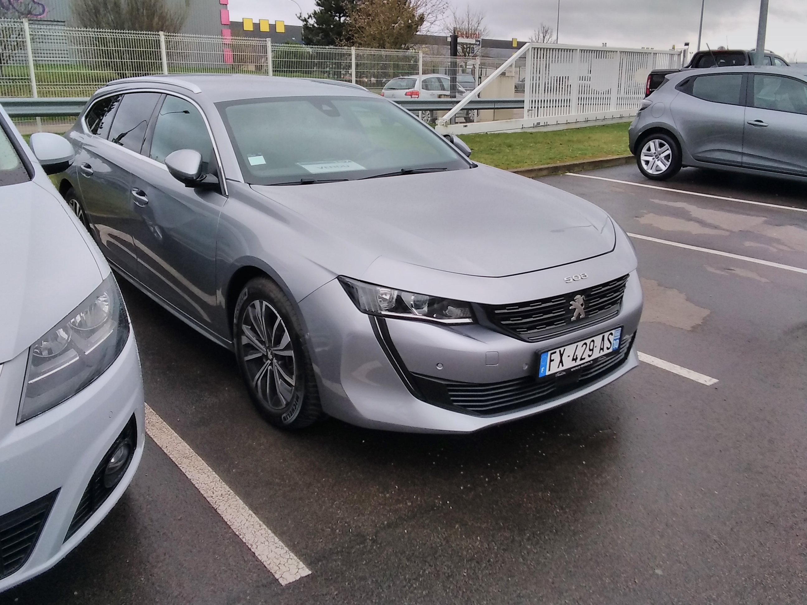 Avis-mandataire-auto-Emotors-Peugeot-508-sw-Bluehdi-160-ch-s-s-eat8-allure.