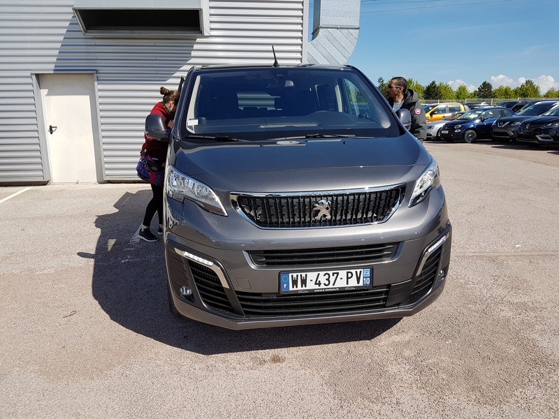 Avis-mandataire-auto-Emotors-Peugeot-Traveller-Standard-2-0-bluehdi-150ch-s-s-bvm6-active-8-places.