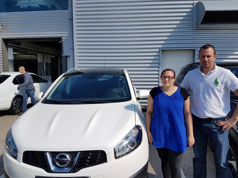 Avis-mandataire-auto-Emotors-Nissan-Qashqai-Connect-edition-dci-130-4x2.
