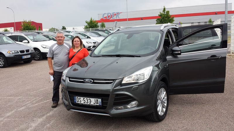 Avis-mandataire-auto-Emotors--Ford-kuga-titanium-tdci-150-4x2-plus-toit-panoramique-.
