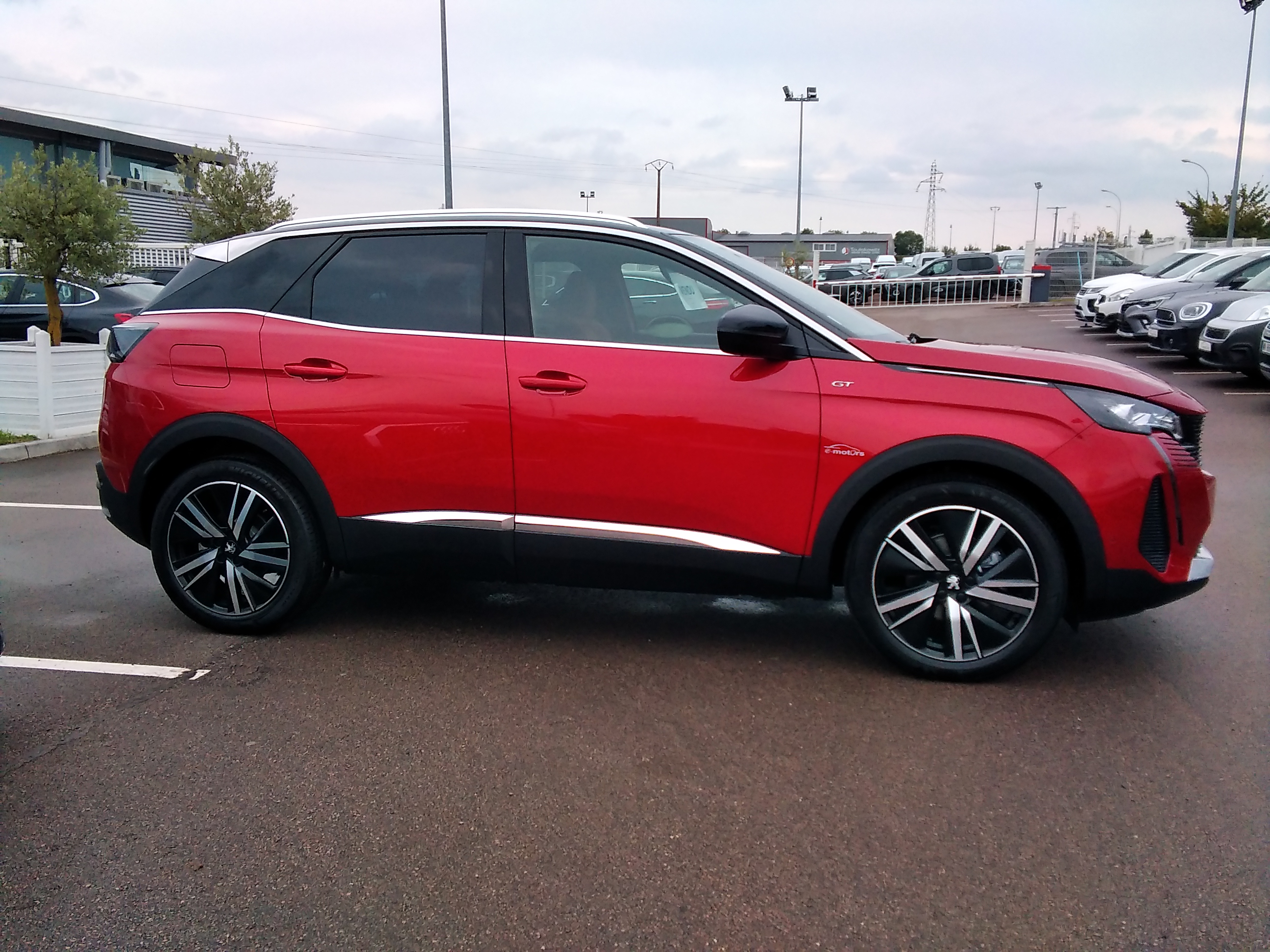 Avis-mandataire-auto-Emotors-Peugeot-3008-Bluehdi-130ch-s-s-eat8-gt.