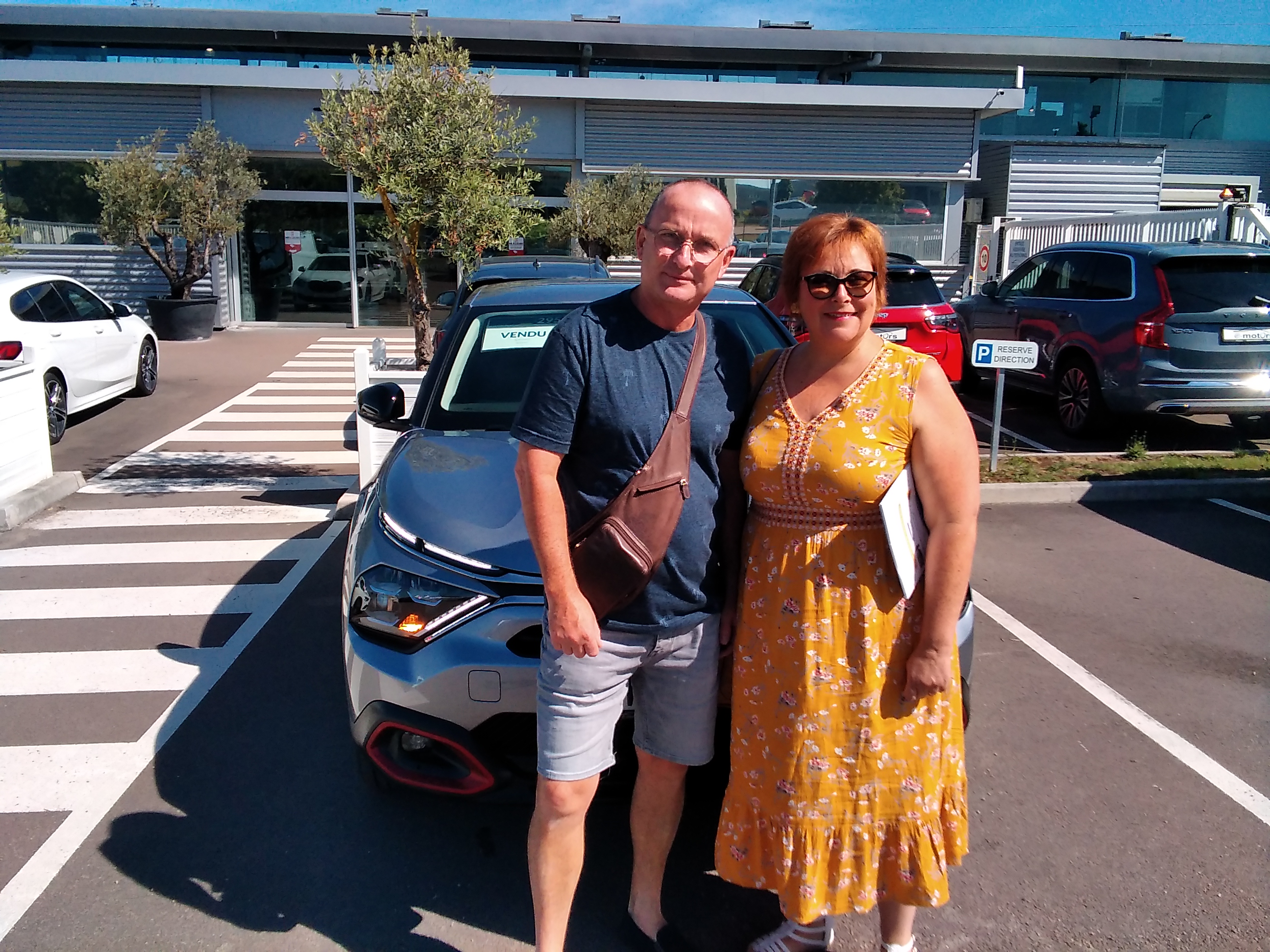 Avis-mandataire-auto-Emotors-Citroen-C4-Feel-pack-bluehdi-110.