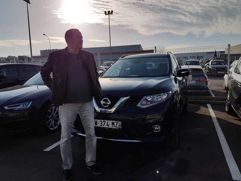 Avis-mandataire-auto-Emotors-Nissan-X-trail-N-connecta-dci-130-7pl-4x4.