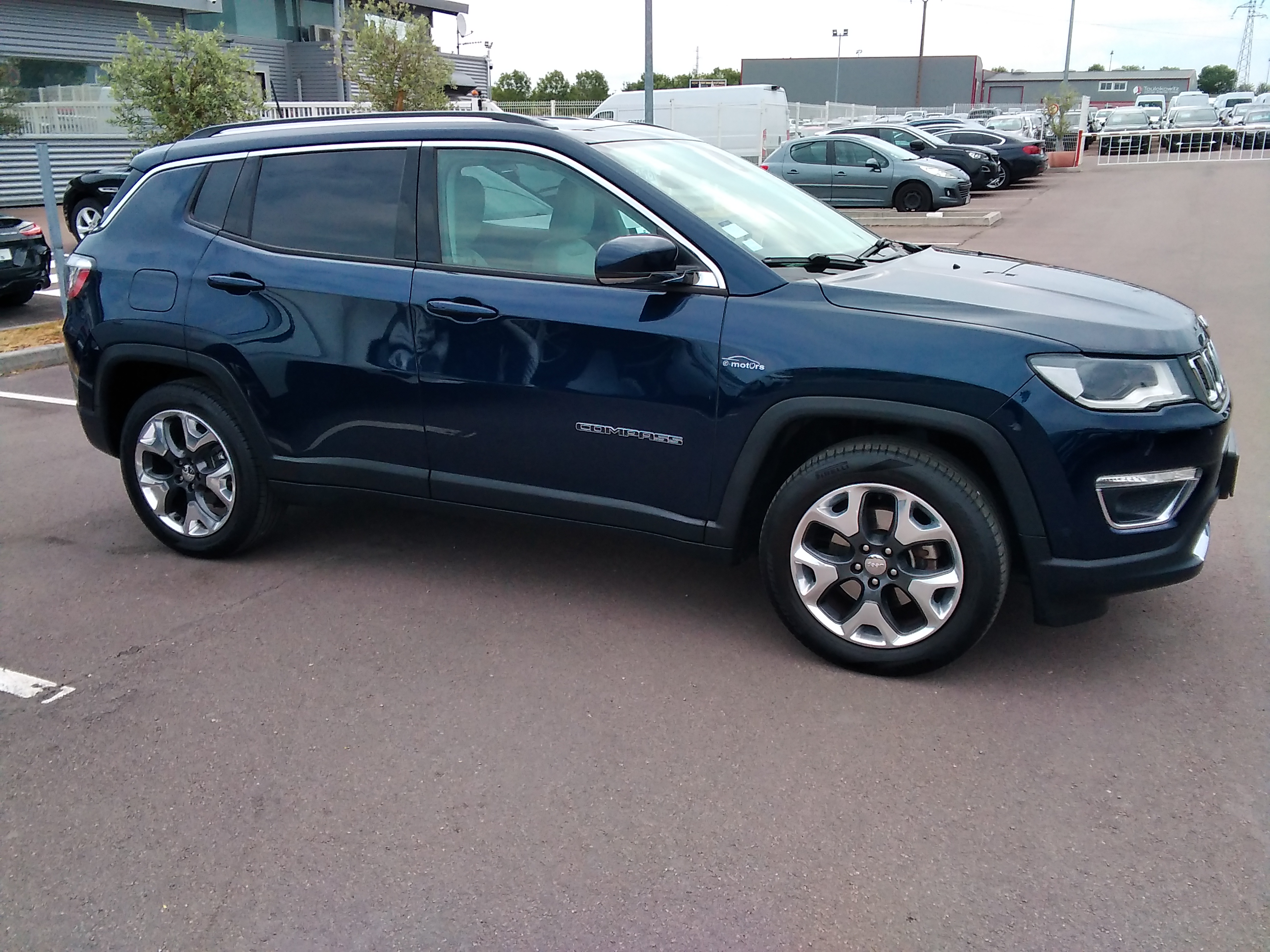 Avis-mandataire-auto-Emotors-Jeep-Compass-1-4-i-multiair-ii-140-ch-bvm6-limited.