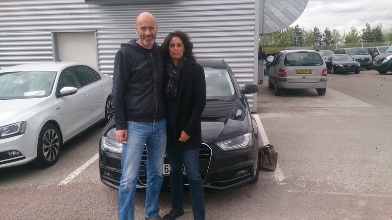 Avis-mandataire-auto-Emotors--Audi-a4-avant-ambiente-s-line-tdi-150-multitronic-plus-navi-plus-cuir-.