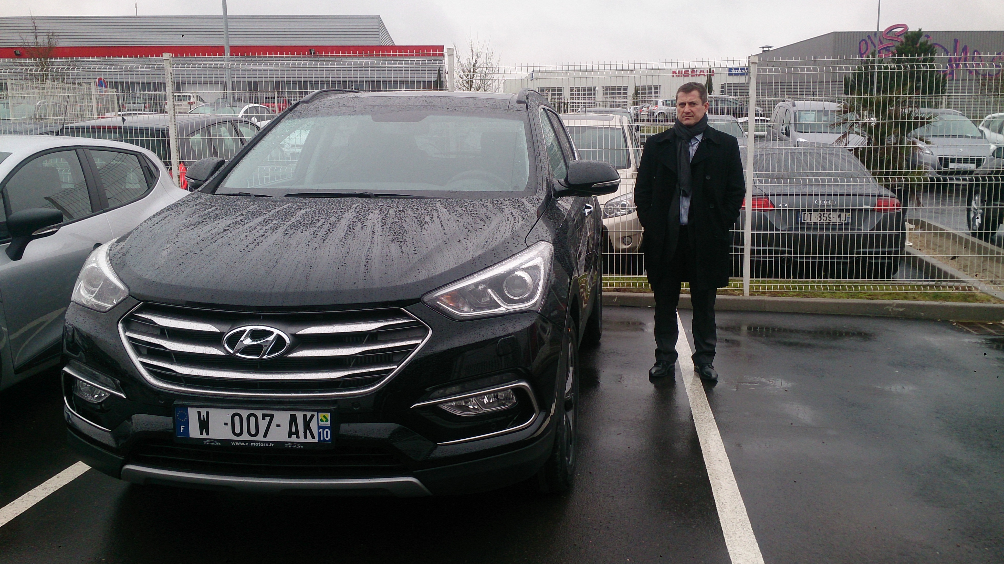 Avis-mandataire-auto-Emotors--Hyundai-santa-fe-executive-crdi-200-automatique-4x4-5places-.