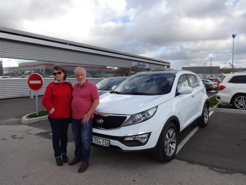 Avis-mandataire-auto-Emotors--Kia-sportage-active-crdi-115-4x2-plus-gps-plus-toit-vitr-.