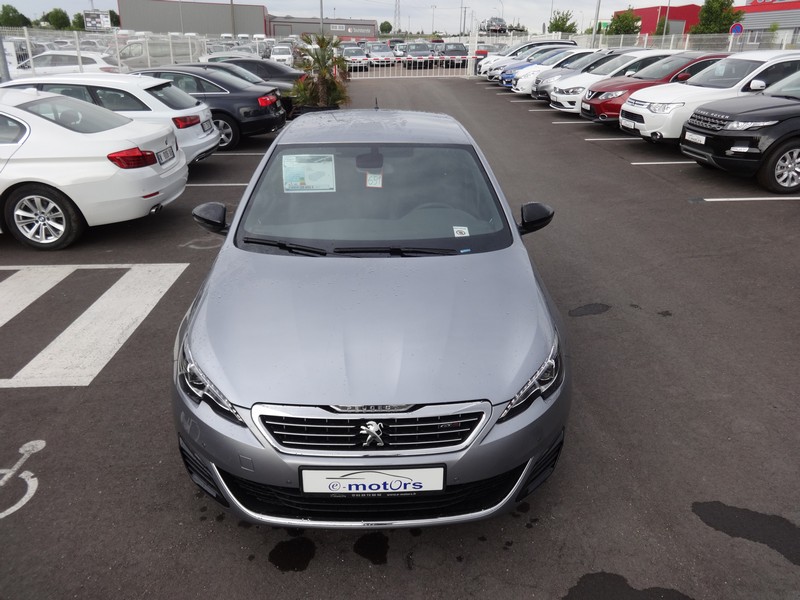 Avis-mandataire-auto-Emotors--Peugeot-308-gt-bluehdi-180-eat-plus-driver-assistance-.
