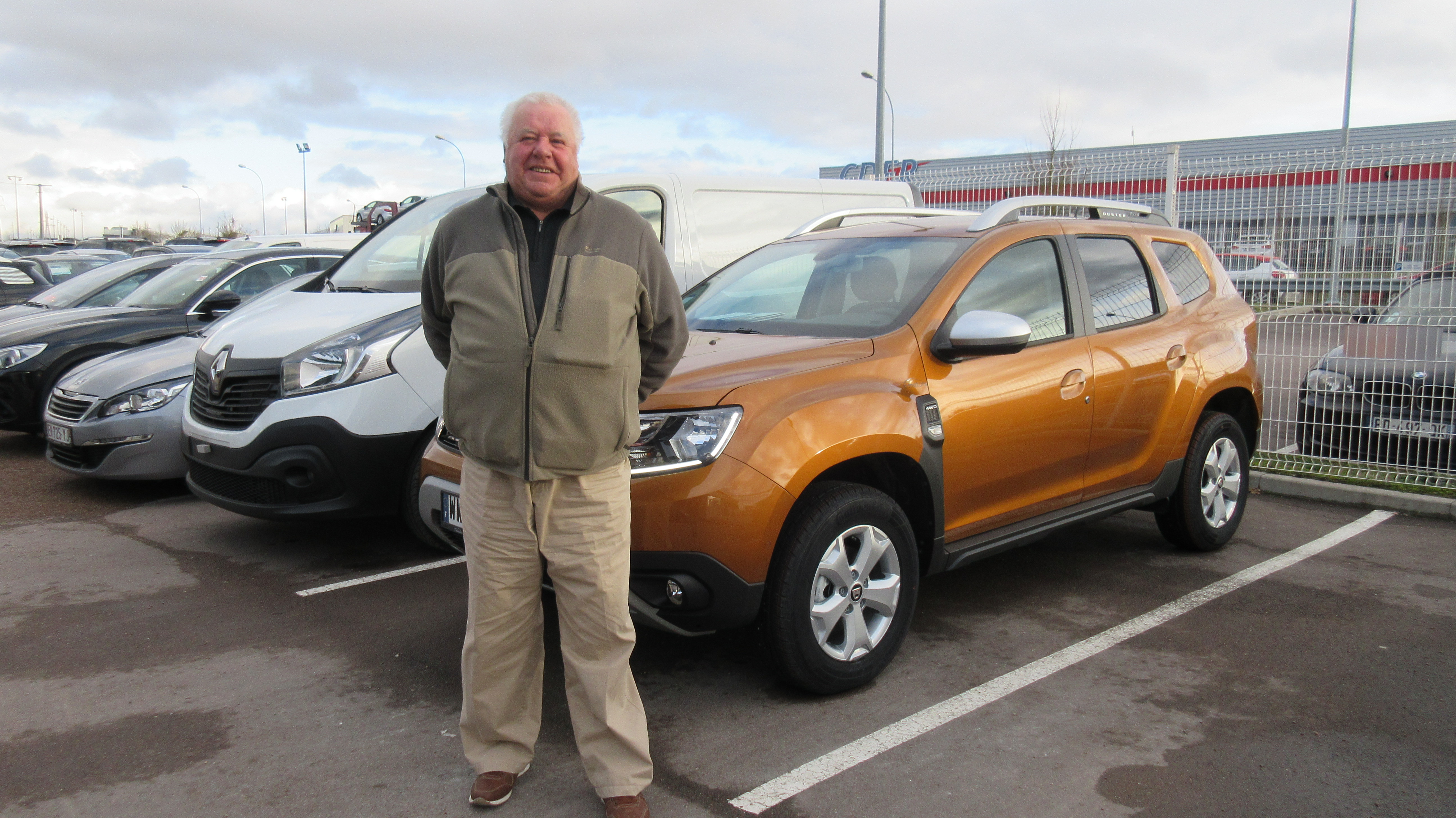 Avis-mandataire-auto-Emotors-Dacia-Duster-Prestige-blue-dci-115-4x4.