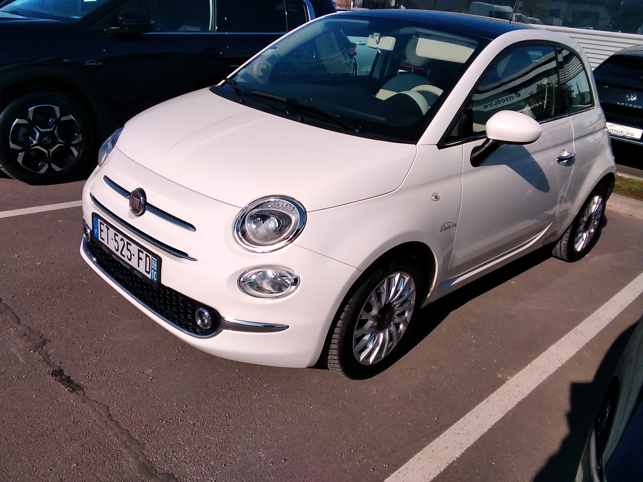 Avis-mandataire-auto-Emotors-Fiat-500-Lounge-85-twinair-s-s-plus-toit-ouvrant-lectrique-panoramique-skydome.