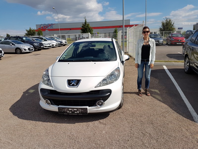 Avis-mandataire-auto-Emotors-Peugeot-207-Premium-hdi-70-5portes.