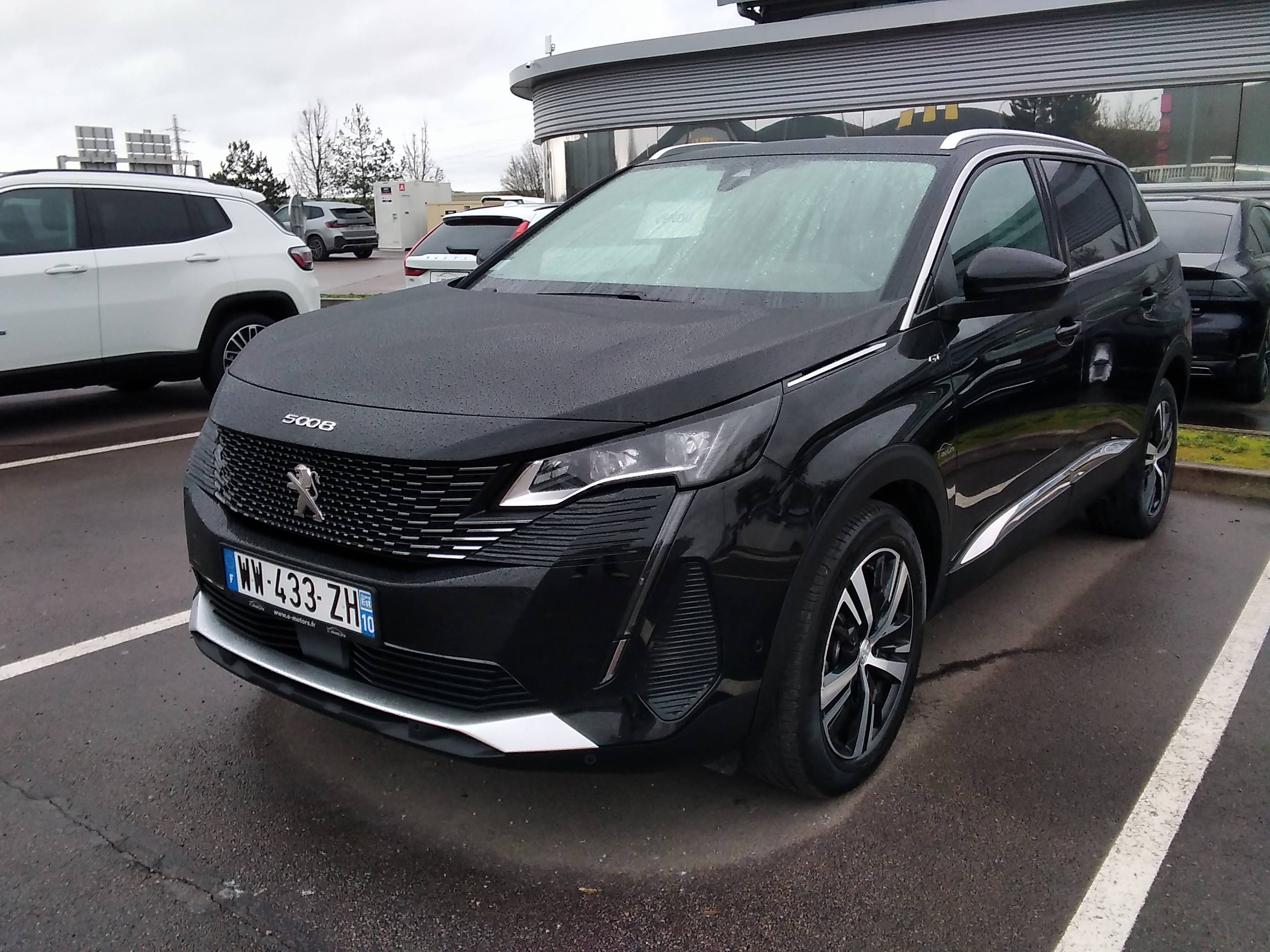 Avis-mandataire-auto-Emotors-Peugeot-5008-Bluehdi-130-eat8-gt.