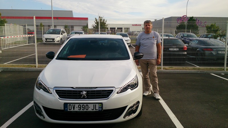 Avis-mandataire-auto-Emotors--Peugeot-308-gt-line-bluehdi-150-.