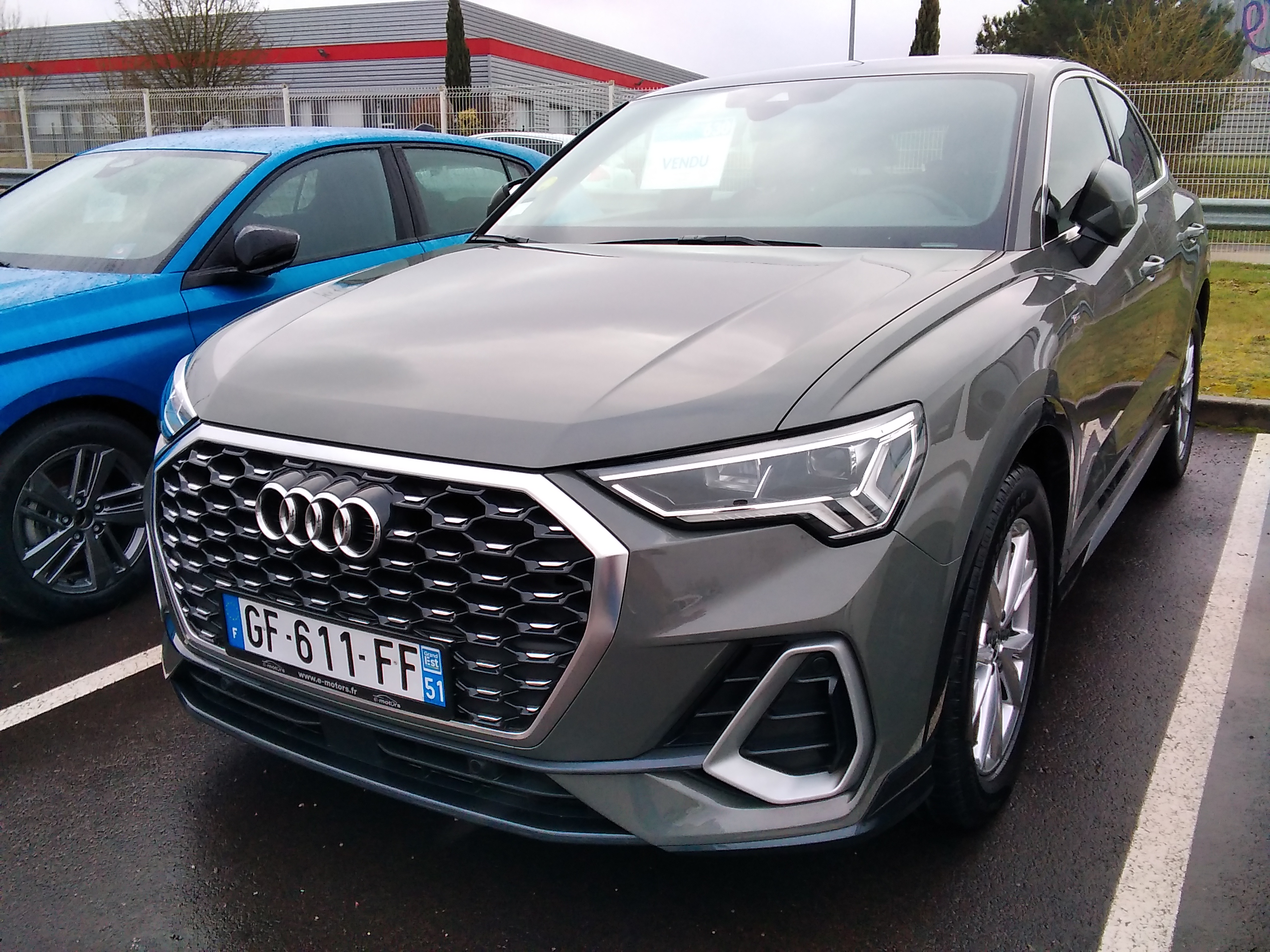 Avis-mandataire-auto-Emotors-Audi-Q3-sportback-Tdi-150-s-tronic-7-s-line-plus-cam-ra.