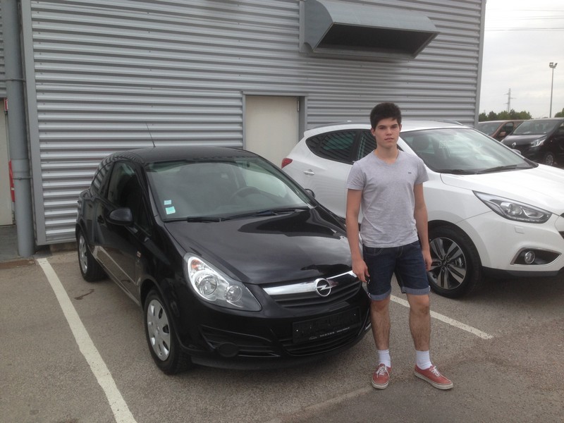 Avis-mandataire-auto-Emotors--Opel-corsa-111-twinport-1-2-gpl-75-3-portes-.