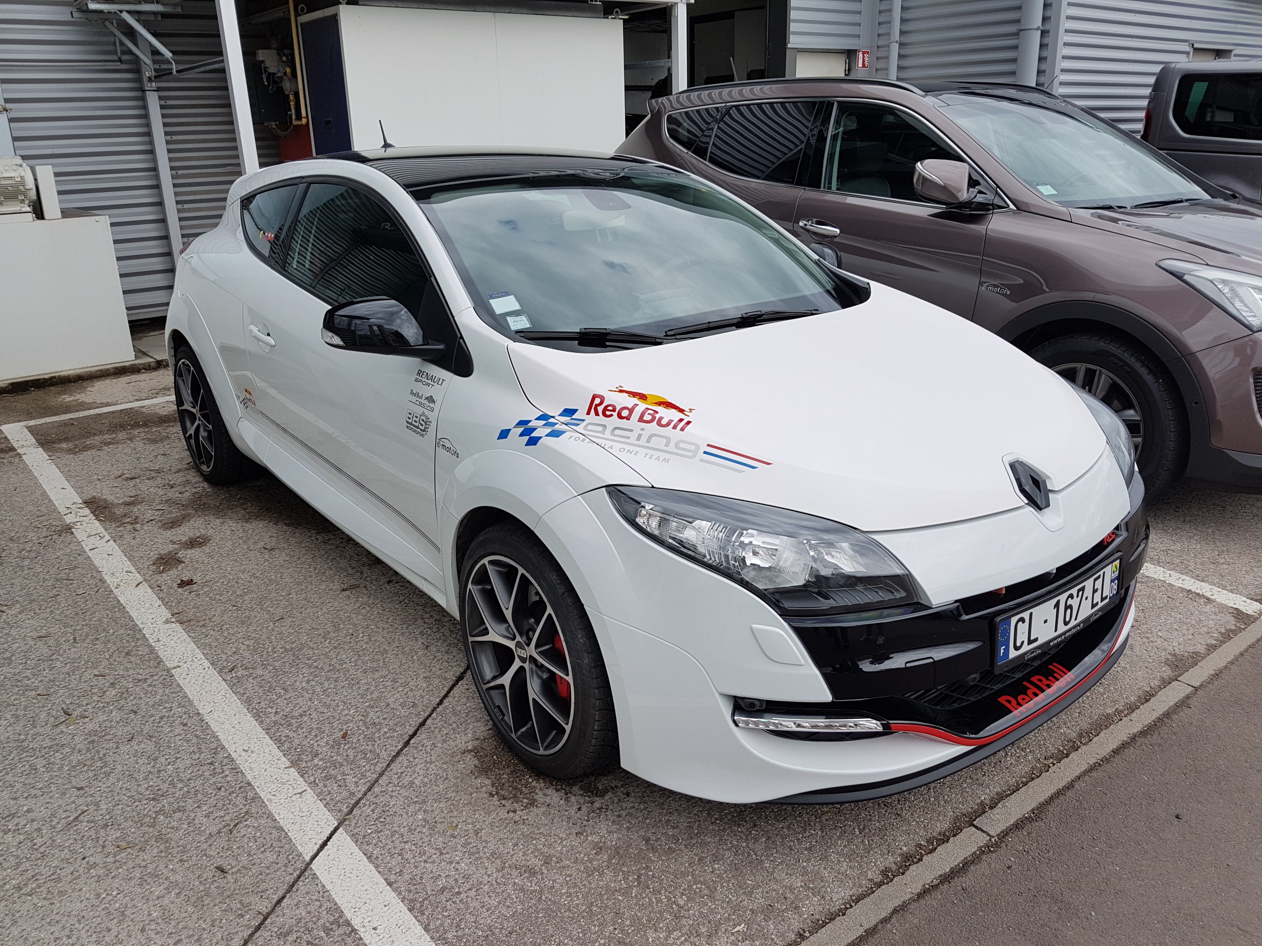 Avis-mandataire-auto-Emotors-Renault-Megane-iii-coupe-M-gane-iii-coup-rs-2-0-265-plus-gps-plus-toit.