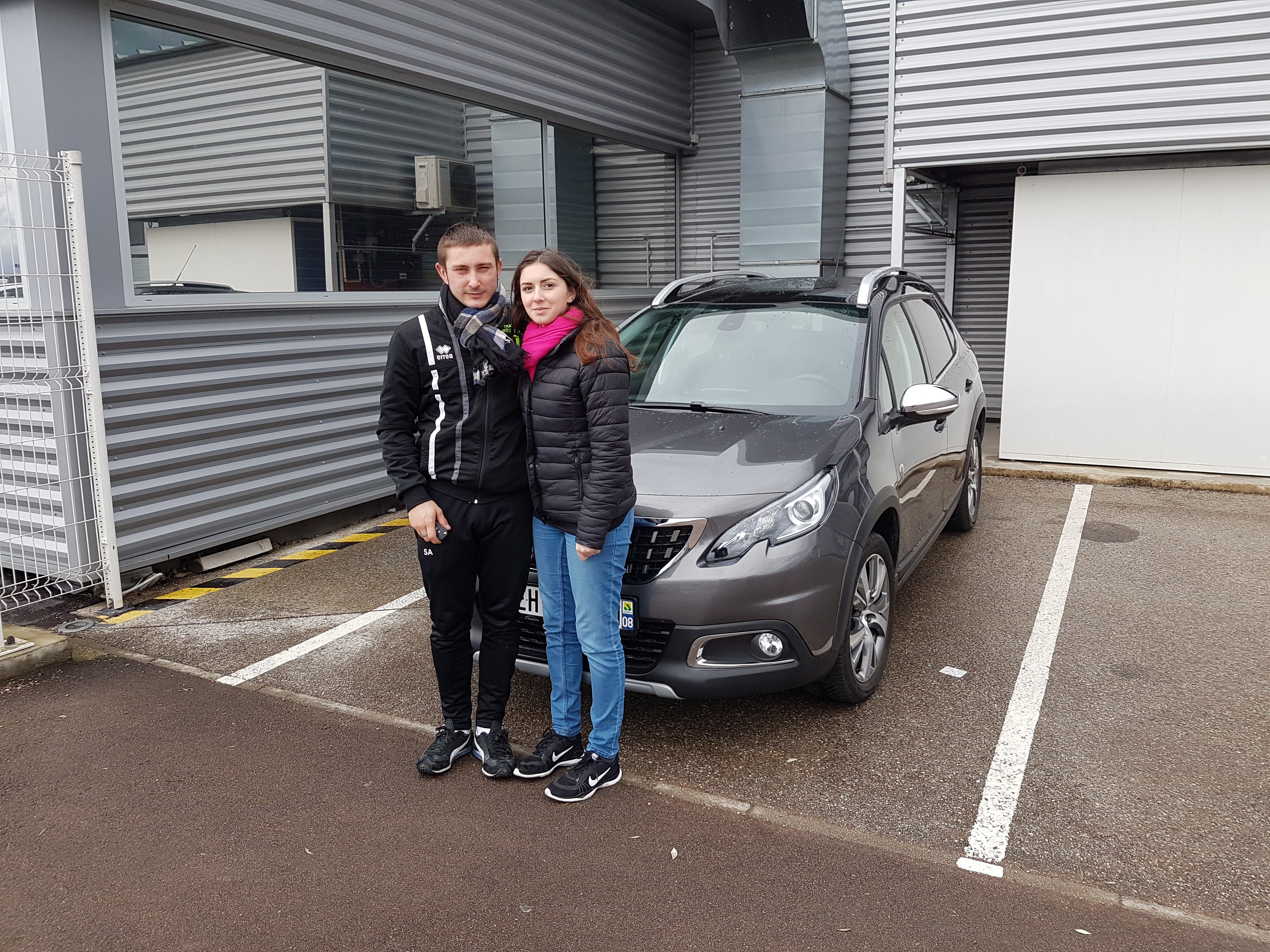 Avis-mandataire-auto-Emotors-Peugeot-2008-Crossway-bluehdi-100.