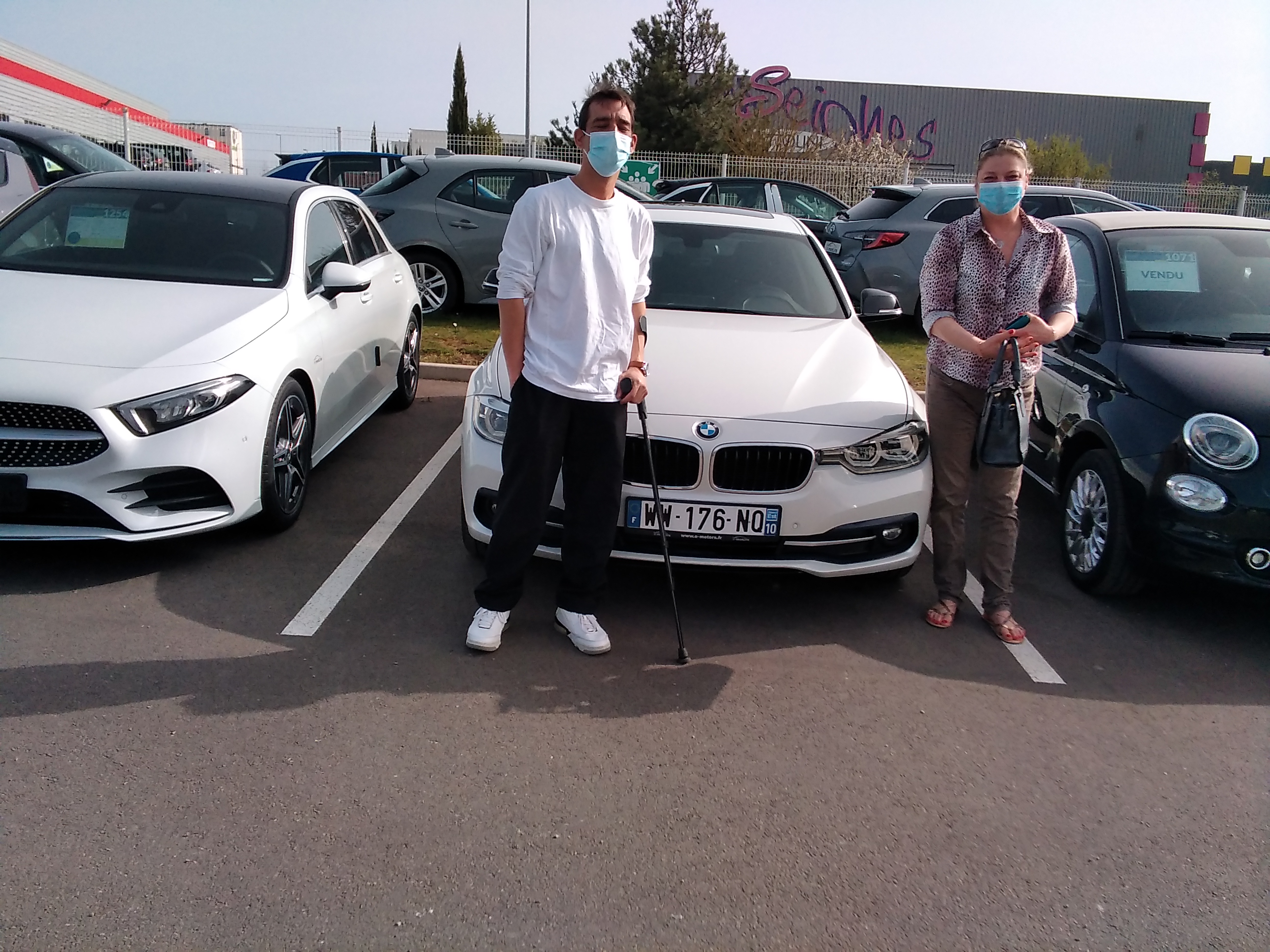 Avis-mandataire-auto-Emotors-Bmw-Serie-3-f30-Bmw-serie-3-sport-a-320d-190-ch-plus-toit-ouvrant-en-verre.